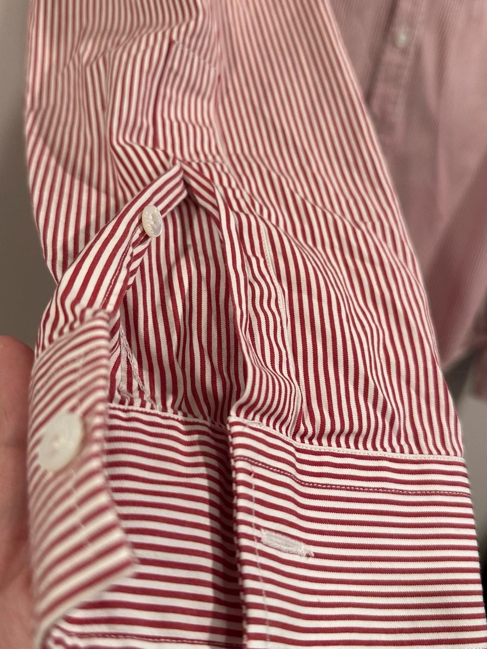 Gucci Red & White Stripe Button Shirt Side Stripe Skinny Fit Size 40 - 15 3/4